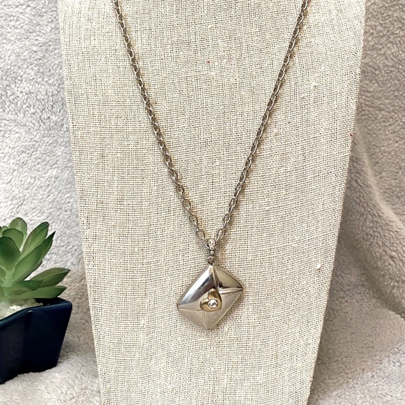 💝❤️‍🔥3/$15 🤍Love Letter Necklace Forever 21 - Picture 1 of 4